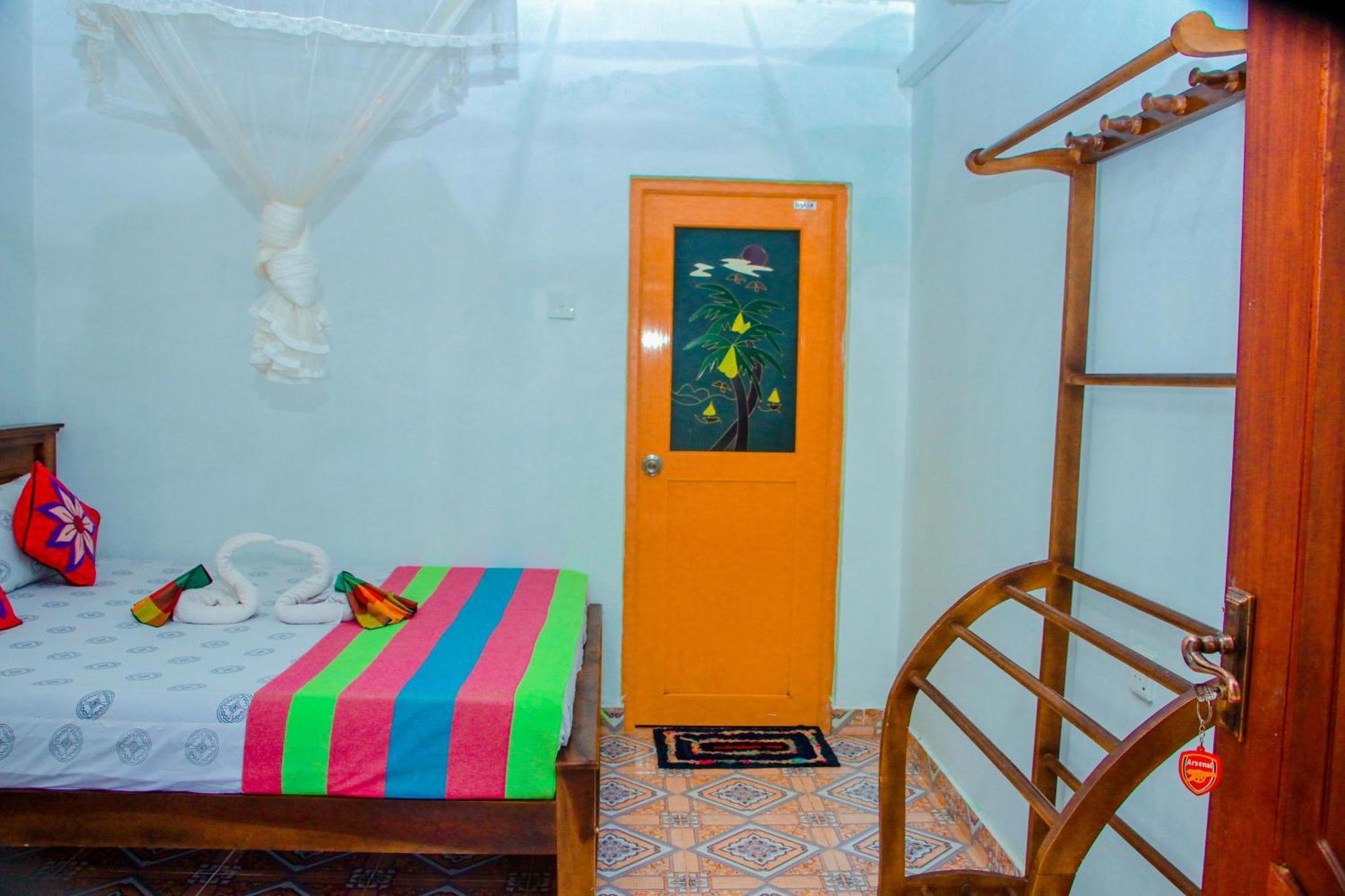 Chanaka Holiday Inn Sigiriya Exterior foto